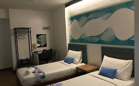 H Hotels - Metro North Uno